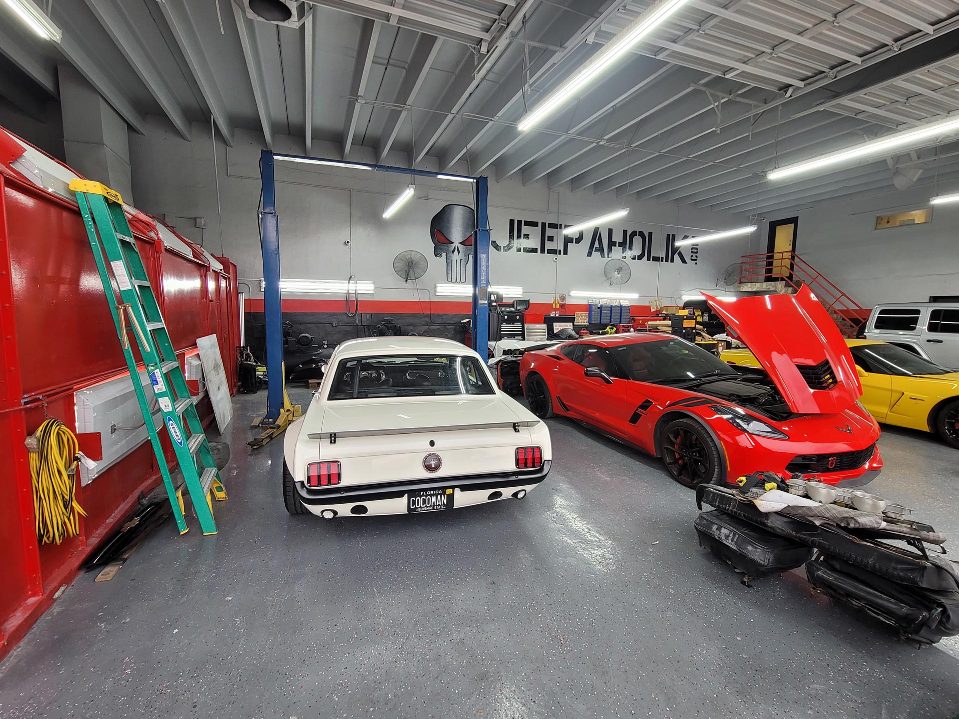 sec-bg Luxury Auto Body Shop and Collision Center